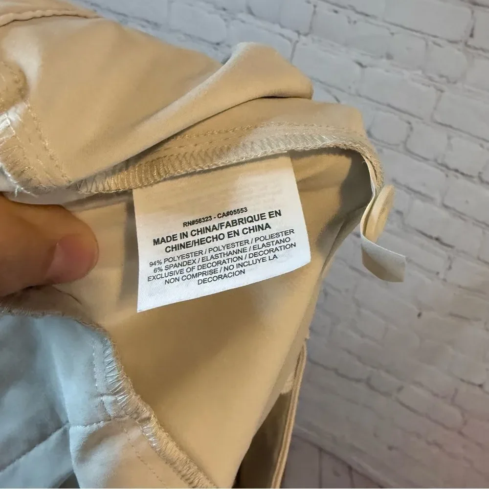 Nike Tour Performance Cream Chinos size 6